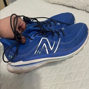 New Balance Blue Athletic Running Shoes with Mesh Upper
